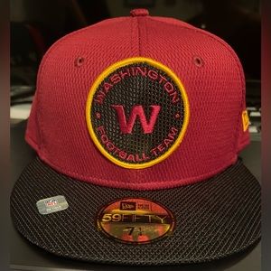 NWT Washington Redskins/ Commanders Team Hat